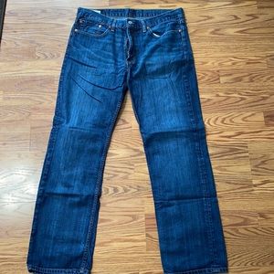 Levi’s 514 Jeans